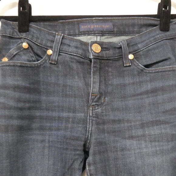 ROCK & REPUBLIC | size 10 | Blue Dark Wash Flare Jeans - Picture 4 of 16
